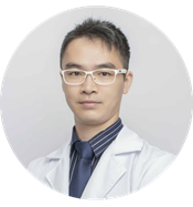 一張含有 眼鏡, 人的臉孔, 人員, 領帶 的圖片

AI 產生的內容可能不正確。